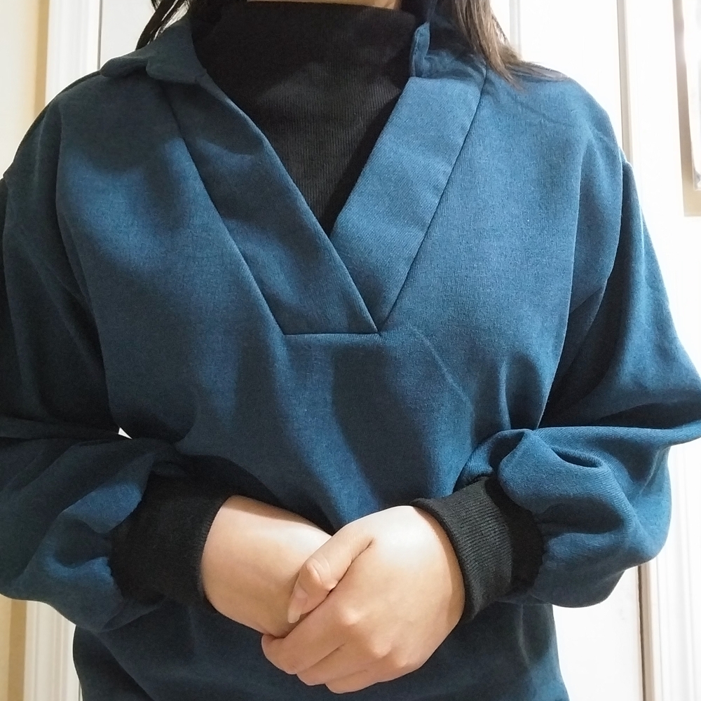 Women's Blue Sweater